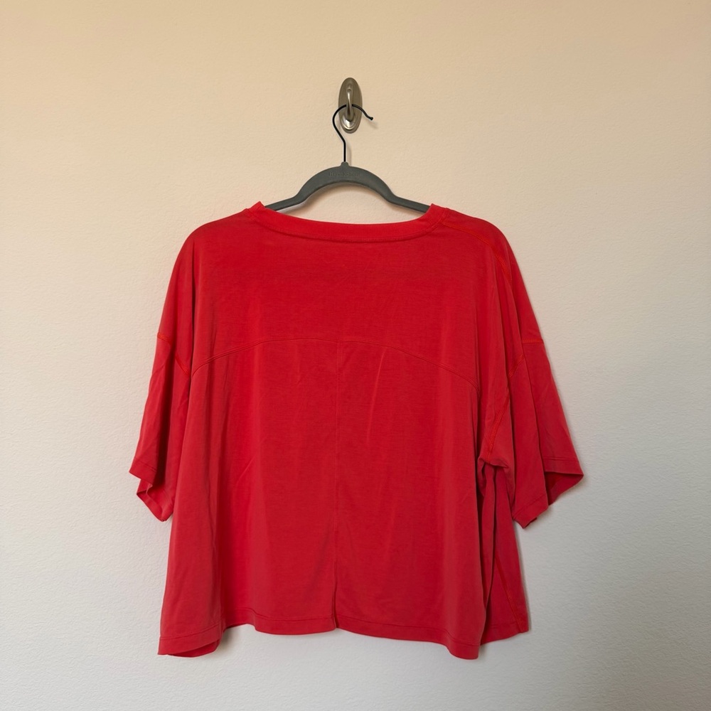 Lululemon Boxy Top - Picture 4 of 5
